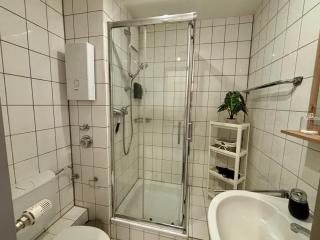 Zentral & Modern nahe Hauptbahnhof mit Privatparkplatz & schnellem WLAN - Essen - 3