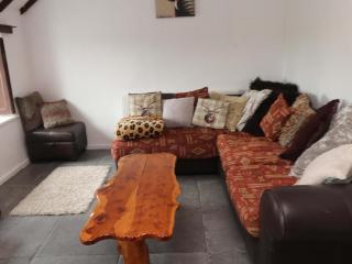 2 Llainwen - 4