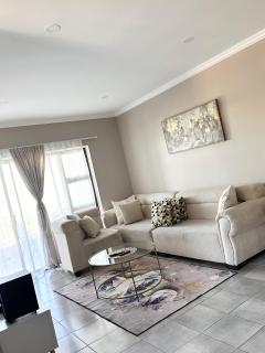 Home Away from Home number 2 - Roodepoort - 8