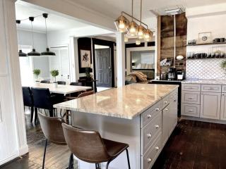 Charming Family Getaway in McKinney - McKinney - 1