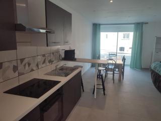LOYAT - 3 chambres, 2 salles de bain, 1 terrasse - - 1