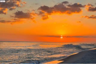 Mardi's Cozy Beach Townhome-Walk to Beach-Pool - 7