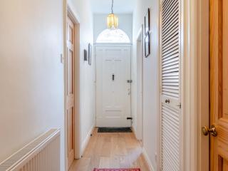 2 Bed in Tenby FB025 - Tenby - 4