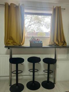 The Oak 3 Bedroom House - Birmingham - 9
