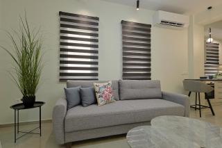 OMEGA - Deluxe Central Apartment by Optimum Link - 1