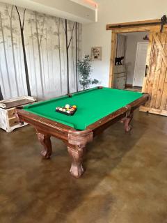 Lakeshore Retreat with Lake Lanier views & hot tub - 8