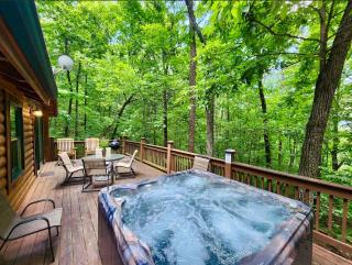 Secluded Getaway with Private Hot Tub - Wildwood - 9