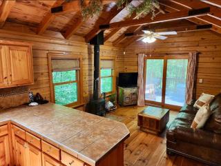 Secluded Getaway with Private Hot Tub - Wildwood - 6
