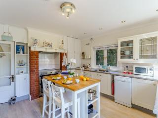 4 Bed in Bembridge IC070 - Bembridge - 1