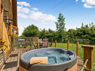 3 Bed in Ledbury 77378 - - 0