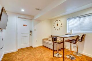 Walk to Valley Park Pet-Friendly SLC Apartment - Salt Lake City - 9