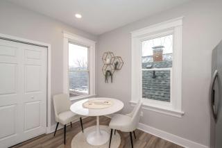 LUXE Spot Suites - Covington - 5