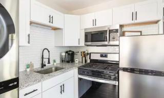 Find Peace at Charming Comfortable Downtown Home - Whitesboro - 4
