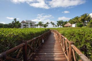 Spacious Beachfront Condo at Reef Cozumel - Cozumel - 0