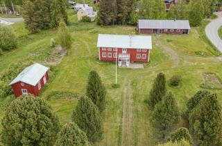 Big house in the countryside! - - 9
