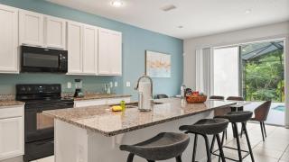 Summer Sale - Beautiful 6BR Home with Private Pool! - 6