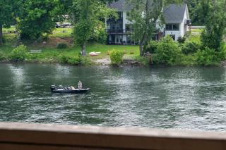 Nautical Nest on Taneycomo - Branson - 5