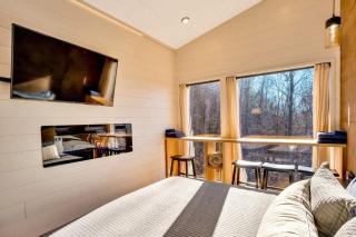 The Lumber Jack Pine Treehouse at Treetop Escapes - Wildwood - 6