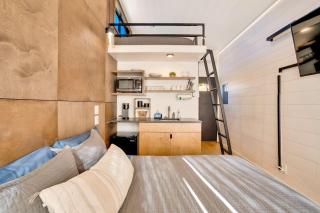 The Lumber Jack Pine Treehouse at Treetop Escapes - Wildwood - 1