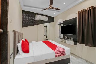 Hotel O S R Guest House - Sakardarā - 0