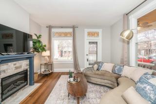 The Grand Elm House Updated 4 BDR Close to City - - 0