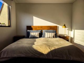 Duplex a pasos de barrio El Golf en Las Condes - 9