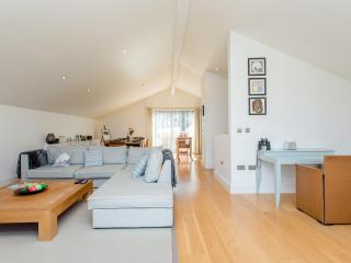 Solent Lawns - Gurnard - 4
