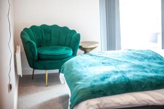 The Axium Residence- Central, Sleeps 6, Free Parking, Near Station, WiFi - Birmingham - 7