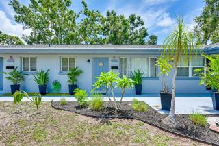 Outdoor Entertainment Area Clearwater Condo! - 9