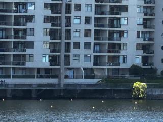 Lakeside 2 Bedroom Apartment - 8