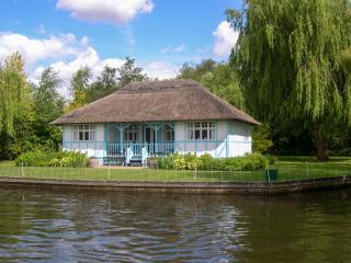 Leisure Hour - Wroxham - 0