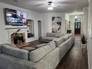 Jenns Place - - 8