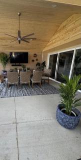 Jenns Place - - 3