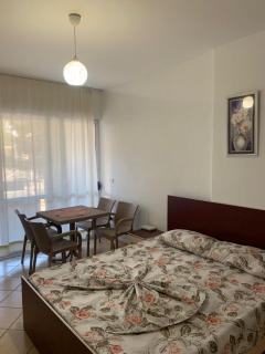 Amer's Apartments - Durrës - 0