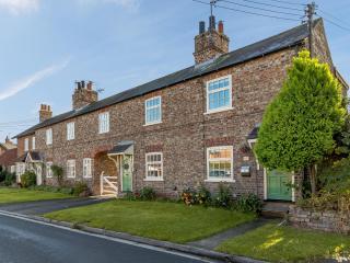 Estate Cottage - Wheldrake - 0
