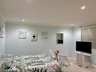 Bachelor Flat A - Goodwood - 9