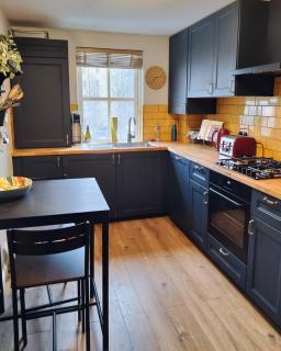 Spacious 2-bed on tramline, city centre in 30mins - Edinburgh - 6