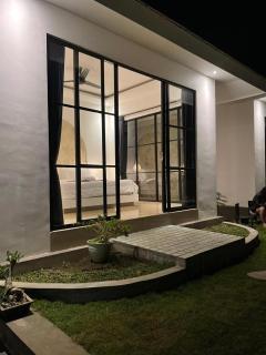 LD Hotel - Lake Front and Mountain at Kintamani By Micky Studio - Kubupenlokan - 3