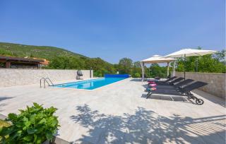 Pet Friendly Home In Krstatice - Krstatice - 3