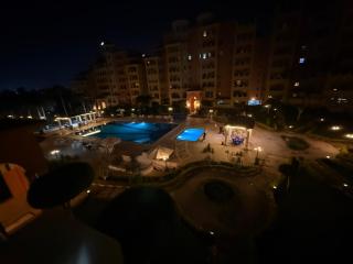 Fully furnished 3 bedrooms hotel apartment located at dream land - ‘Ezbet `Abd el-Ḥamîd - 7