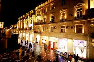 Nizami Street Apartment with street view Duplex - Baku - 4