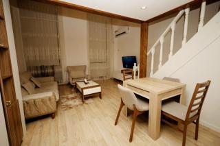 Nizami Street Apartment with street view Duplex - Baku - 8