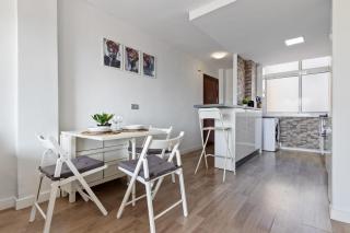 Europa Sur,Playa 500 m,centro 1,9km - 8