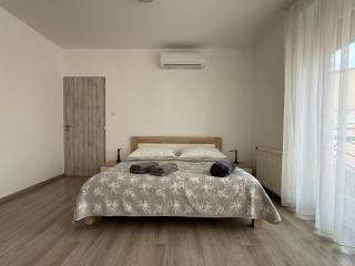 NMG APARTMAN - Rákóczi út 71 A - Pécs - 1
