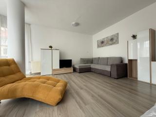 NMG APARTMAN - Rákóczi út 71 A - Pécs - 8