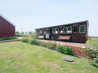 Railway Carriage One - E5337 - Wetheringsett - 4