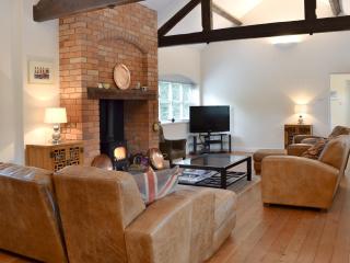 The Old Stables - Standon - 0