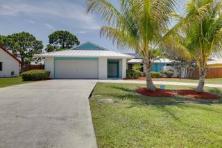 Private Pool and Yard Family Home in Port St Lucie - 9