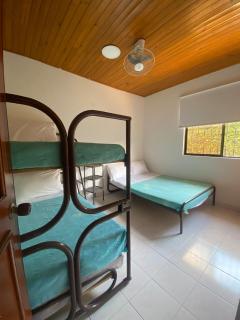 Casa de descanso con piscina privada en Melgar - Melgar - 8