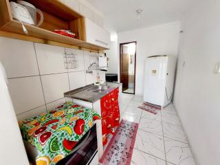 Quarto e Sala com Ar Condicionado, TV e Cozinha - Cabo Frío - 8